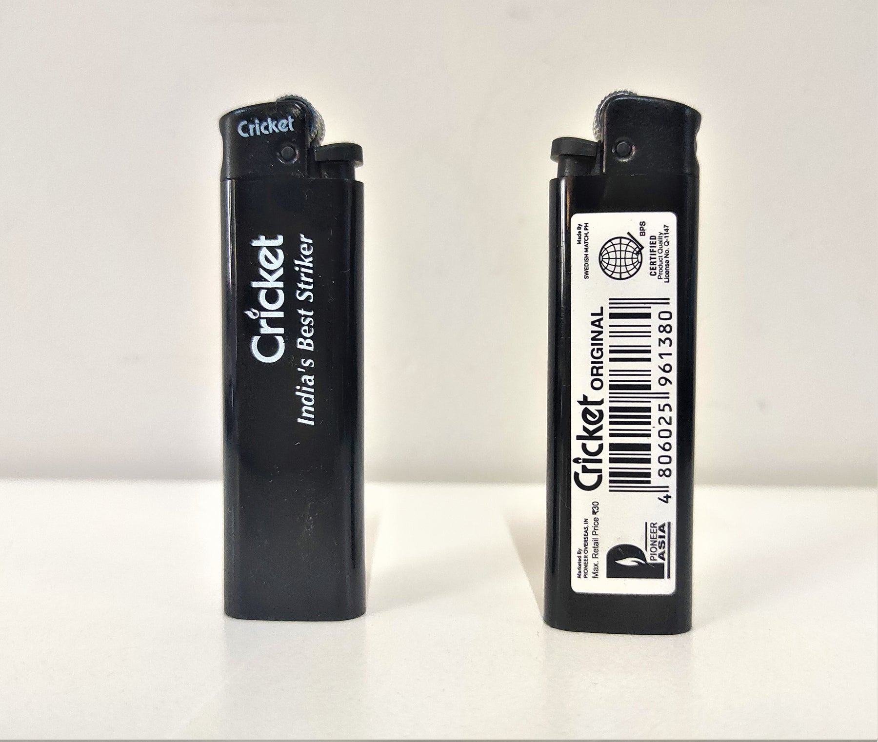 Cricket Disposable Lighters - Original