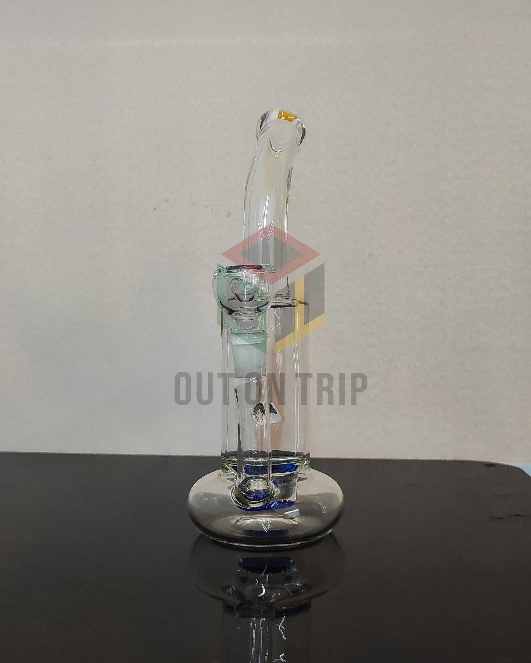 10 Inch Can  Assorted Colors Bong with Honeycomb Percolator