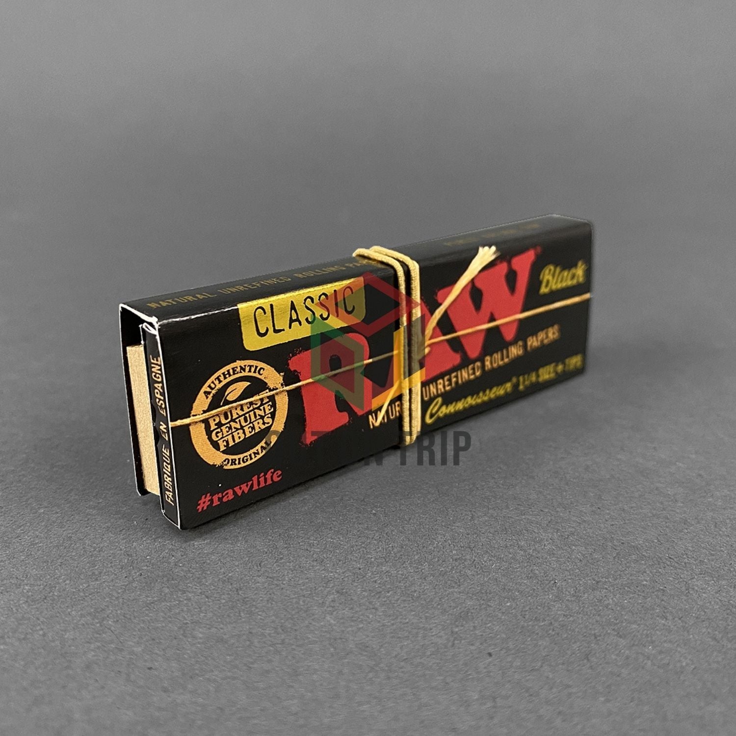 RAW Black Connoisseur 1 1/4 - Rolling Paper with Tips