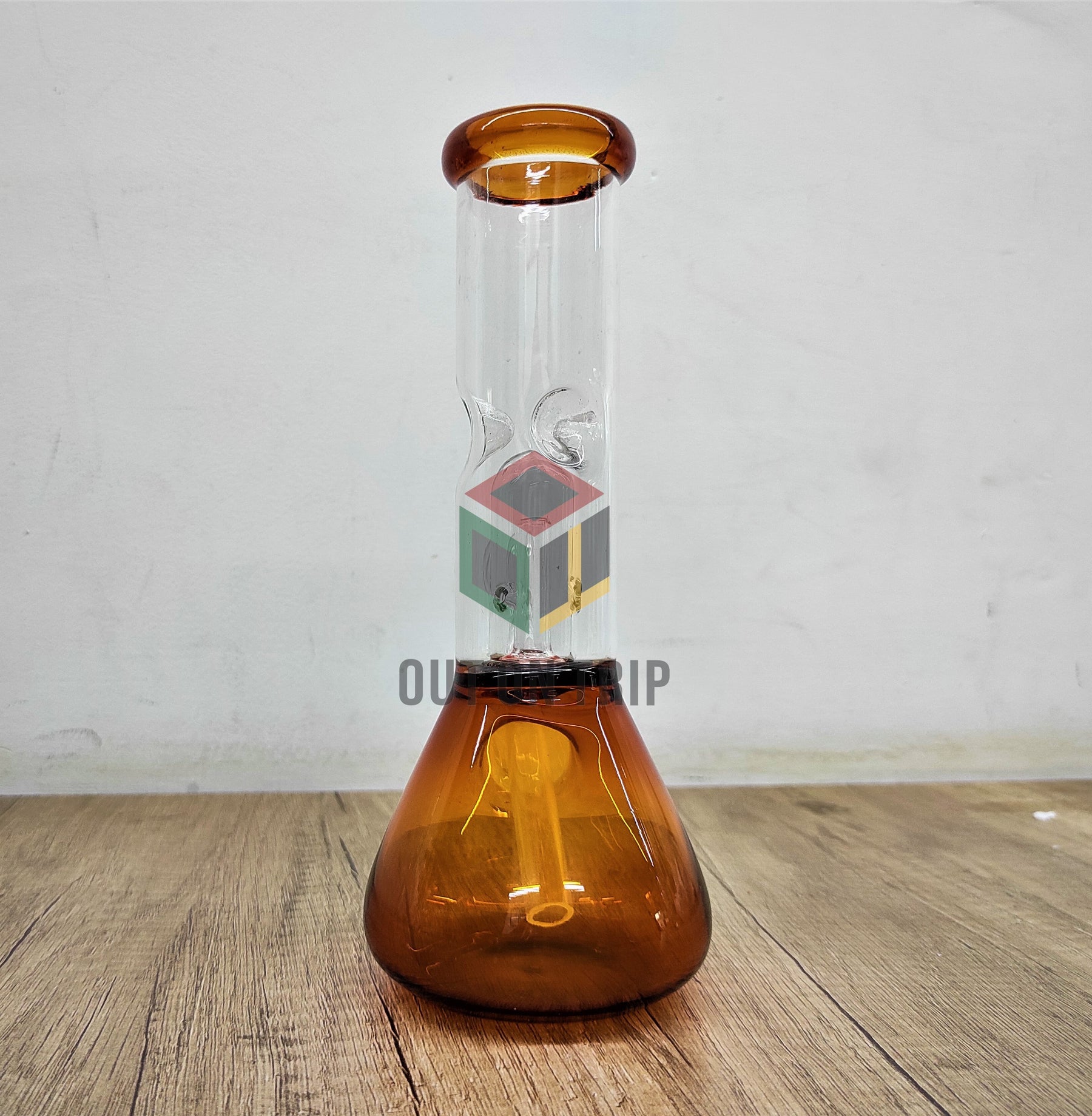 8 Ich Conical Flask Assorted Colors Bong with UFO Percolator and Ice Catcher