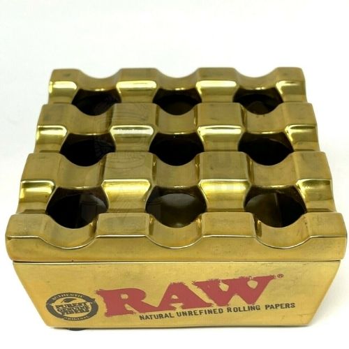 RAW REGAL WINDPROOF METAL ASHTRAY