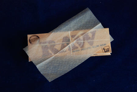 RAW Classic Rolling Paper 1 1/4 - 50 Leaves