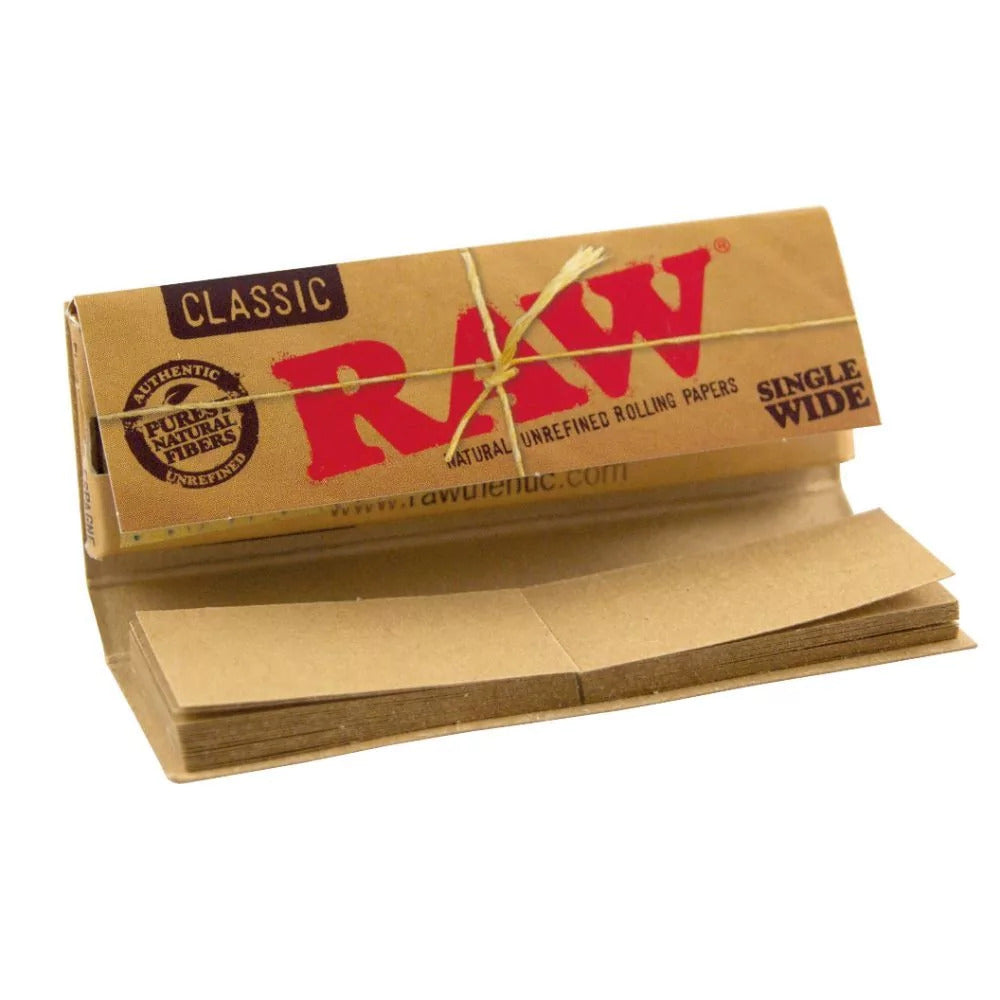 RAW Classic Connoisseur - SINGLE WIDE Rolling Papers with Tips